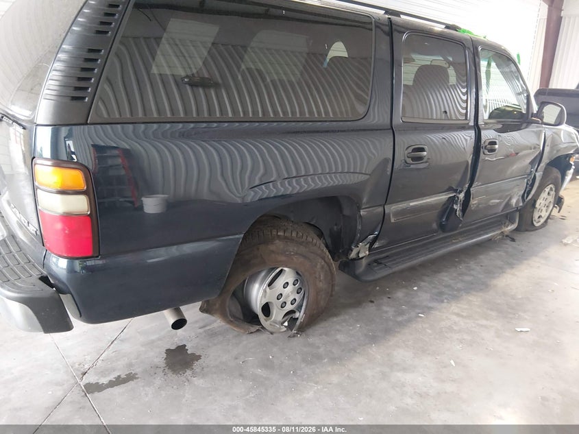 2004 CHEVROLET SUBURBAN 1500 auction photo 4