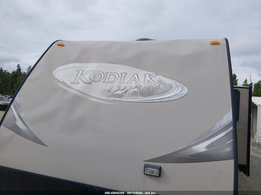 2013 DUTCHMEN KODIAK 263RLSL auction photo 6