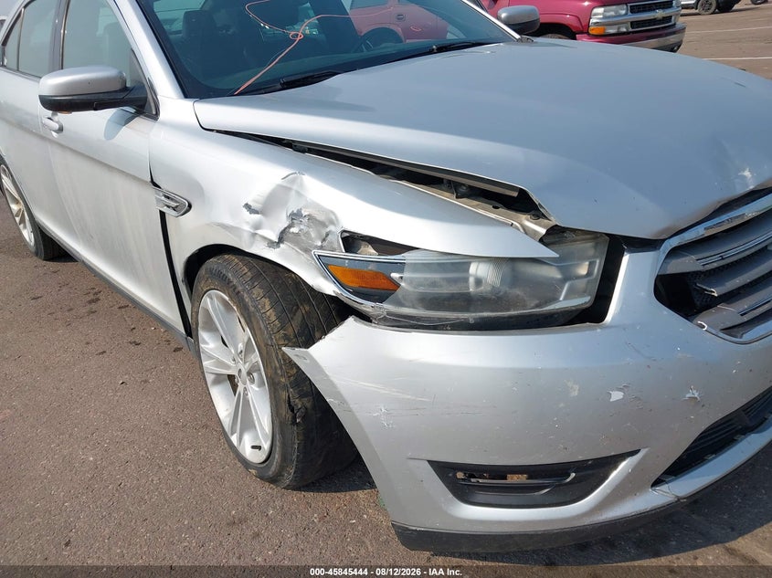 FORD TAURUS 2015 VIN 1FAHP2E89FG176673