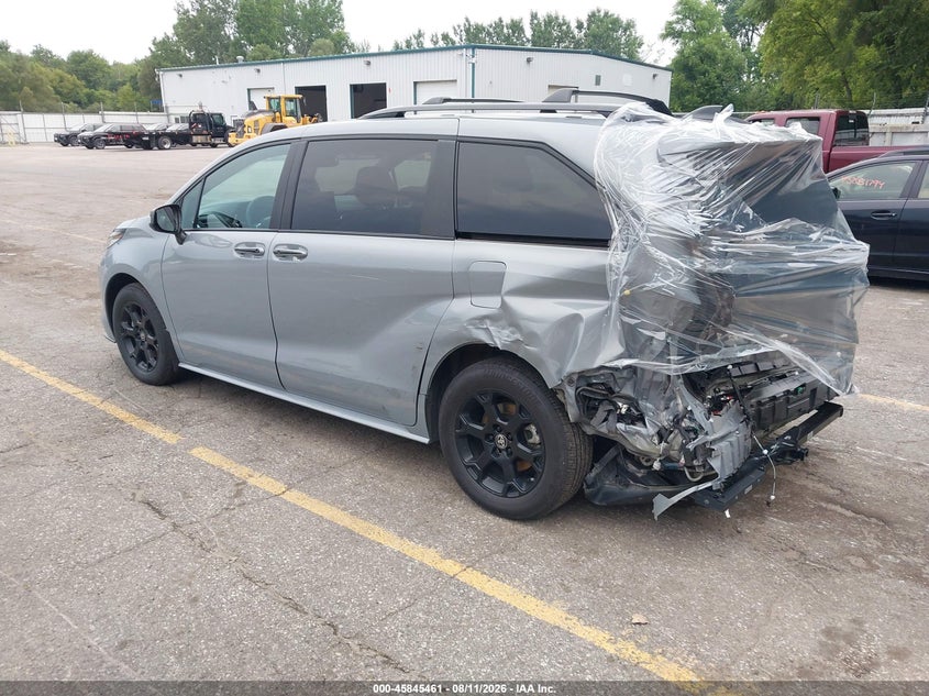 TOYOTA SIENNA - zdjęcie 3