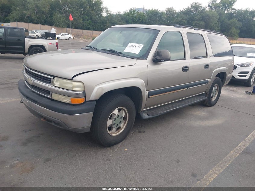 2001 CHEVROLET SUBURBAN 1500 auction photo 2
