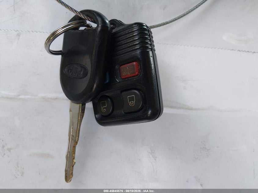 FORD FOCUS 2007 VIN 1FAFP34N17W202582