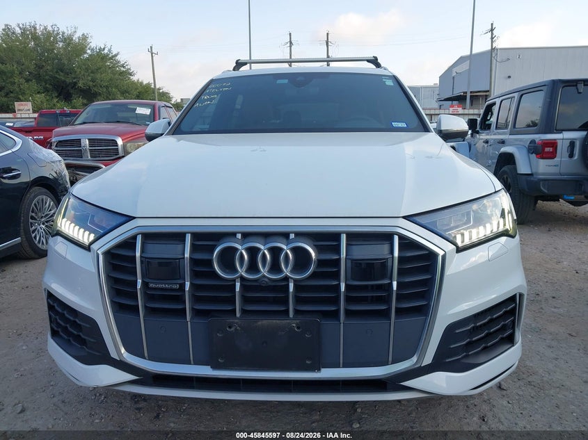 AUDI Q7 - zdjęcie 13