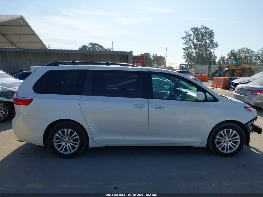 2015 TOYOTA SIENNA VAN 3.5L V-6 DOHC, VVT, 266HP