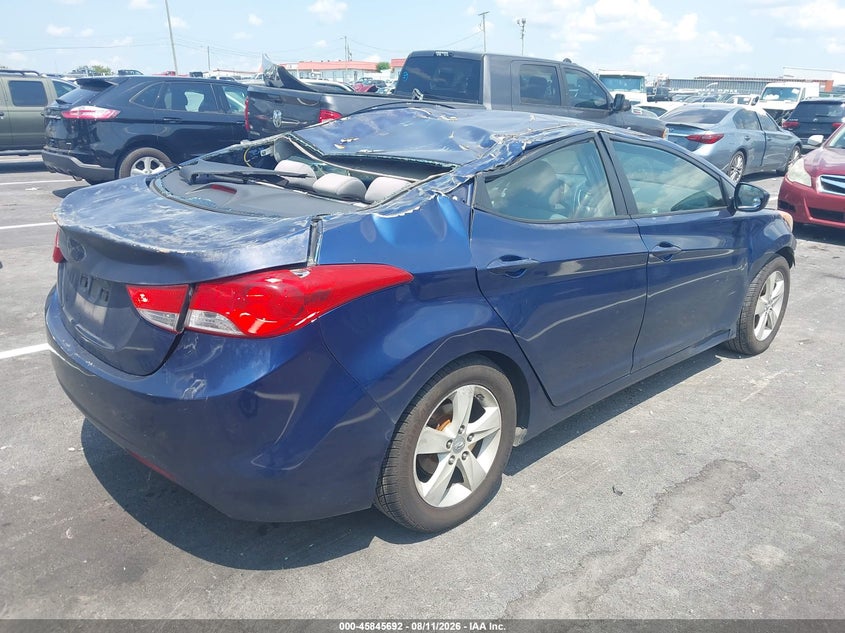 2013 HYUNDAI ELANTRA auction photo 4