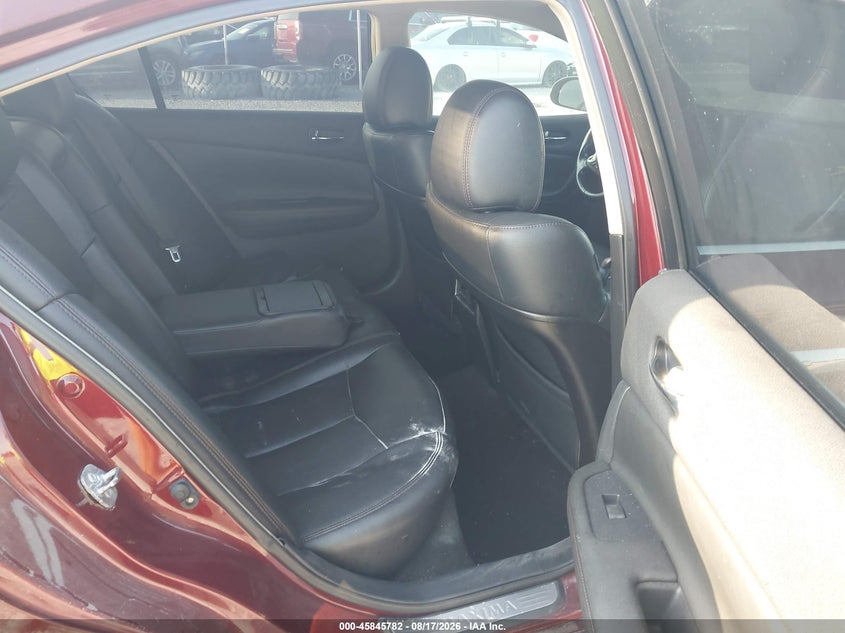 2011 NISSAN MAXIMA auction photo 8
