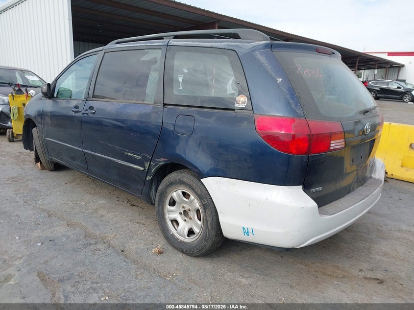 2005 TOYOTA SIENNA auction photo 3