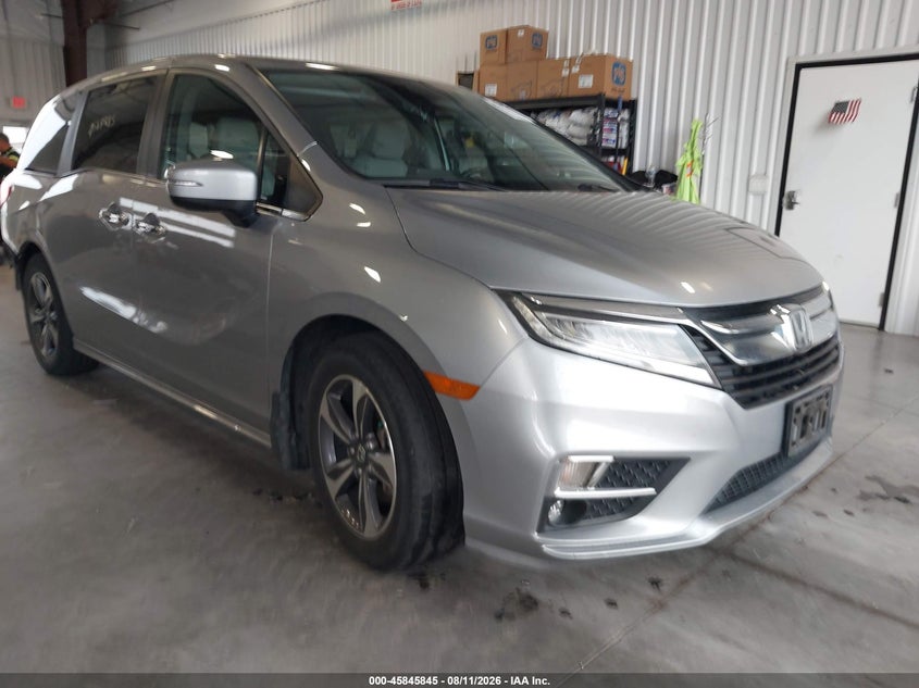 2019 Honda Odyssey Touring, Удар сзади, IAAI, VIN 5FNRL6H83KB039391