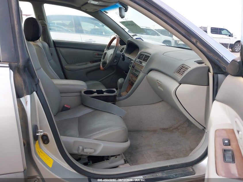 2001 LEXUS ES 300 auction photo 5
