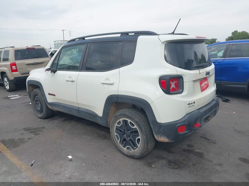 2016 JEEP RENEGADE auction photo 3