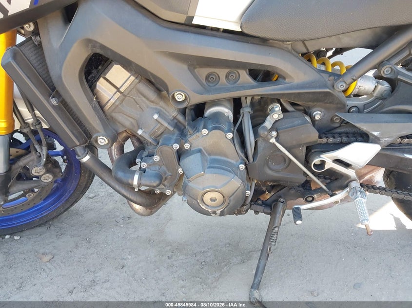 YAMAHA FZ09 2015