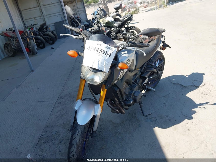 2015 YAMAHA FZ09 auction photo 2