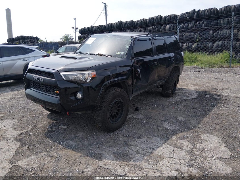 2018 Toyota 4Runner, Roof, IAAI, VIN JTEBU5JR4J5537932 — photo 2