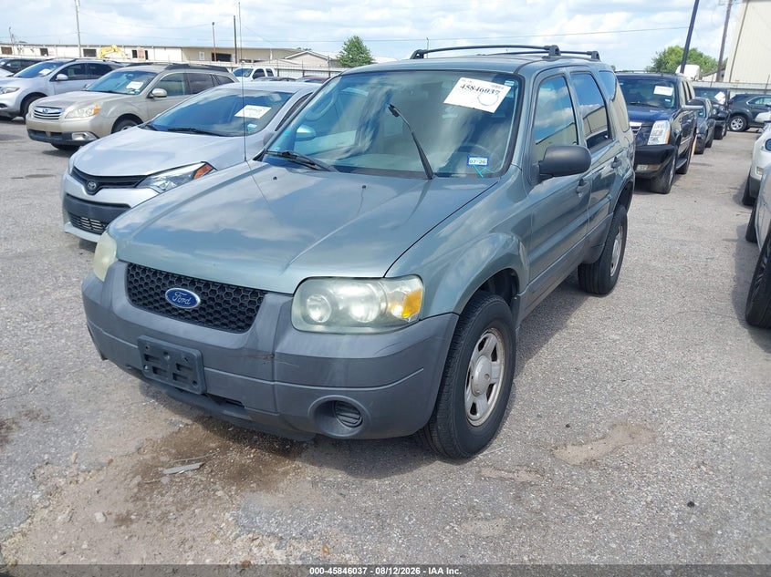 2006 Ford Escape, Normal Wear & Tear, IAAI, VIN 1FMYU02Z76KD11548 — photo 2
