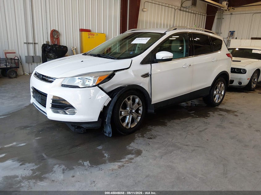 2016 Ford Escape, Левый перёд, IAAI, VIN 1FMCU9J9XGUC30663 — фото 2