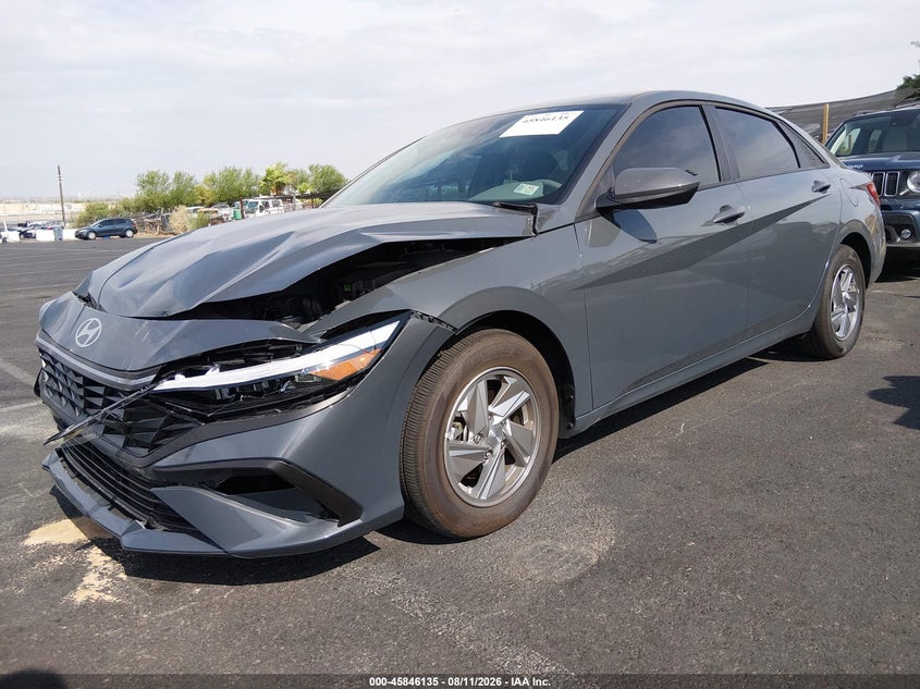 2026 Hyundai Elantra Se, Front End, IAAI, VIN KMHLL4DG1TU172467 — photo 2