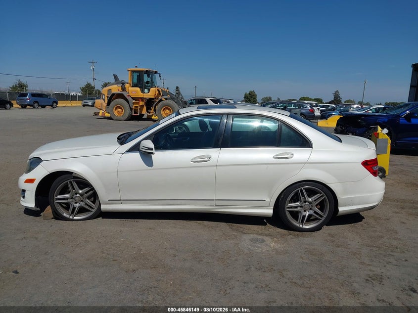 MERCEDES-BENZ C 250 2014 VIN WDDGF4HB8EG241660