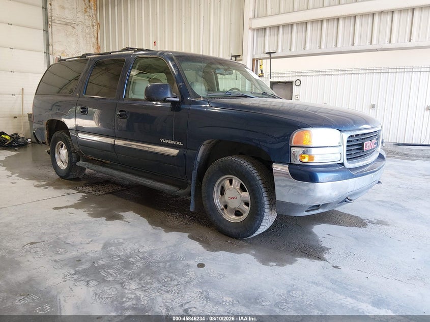 2002 GMC YUKON XL auction photo 1