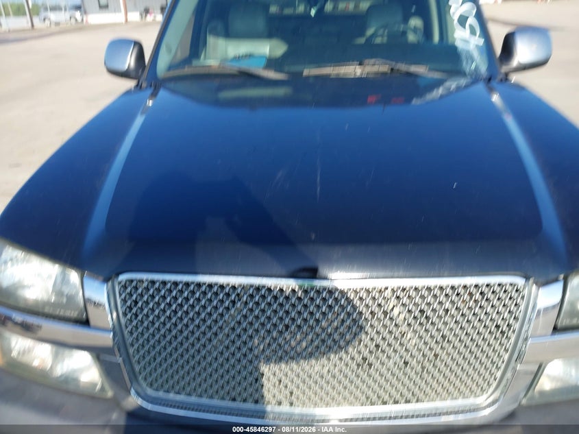 2005 CHEVROLET AVALANCHE 1500 auction photo 6