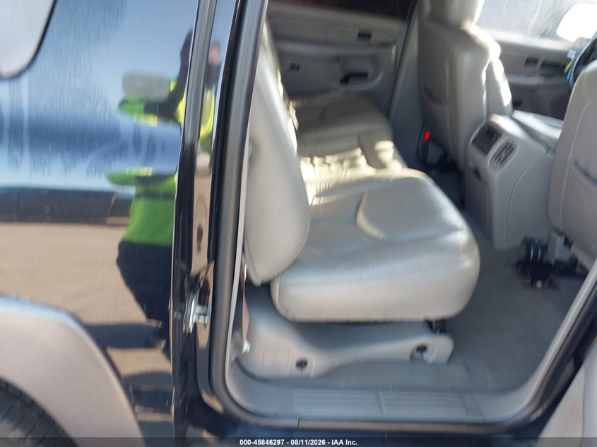 2005 CHEVROLET AVALANCHE 1500 auction photo 8
