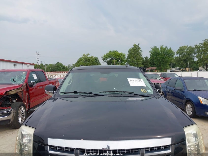 2009 CADILLAC ESCALADE auction photo 6