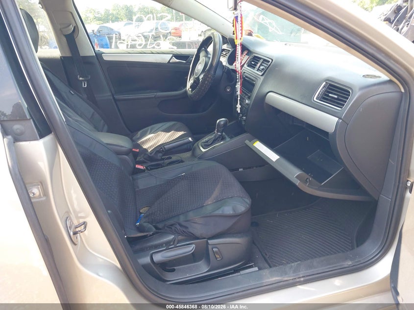 2013 VOLKSWAGEN JETTA auction photo 5