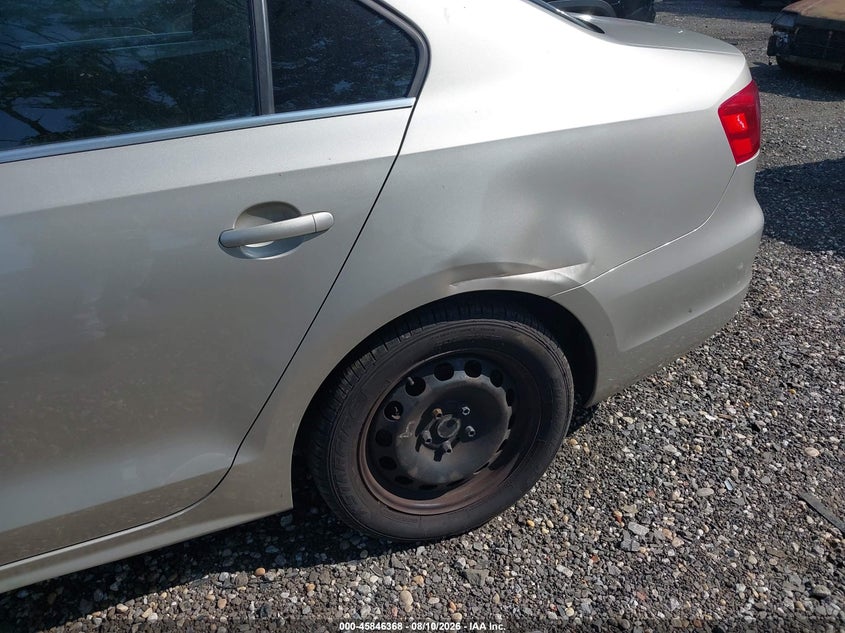 2013 VOLKSWAGEN JETTA auction photo 6