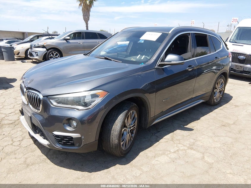 2017 BMW X1, Правий зад, IAAI, VIN WBXHT3Z33H4A58400 — фото 2