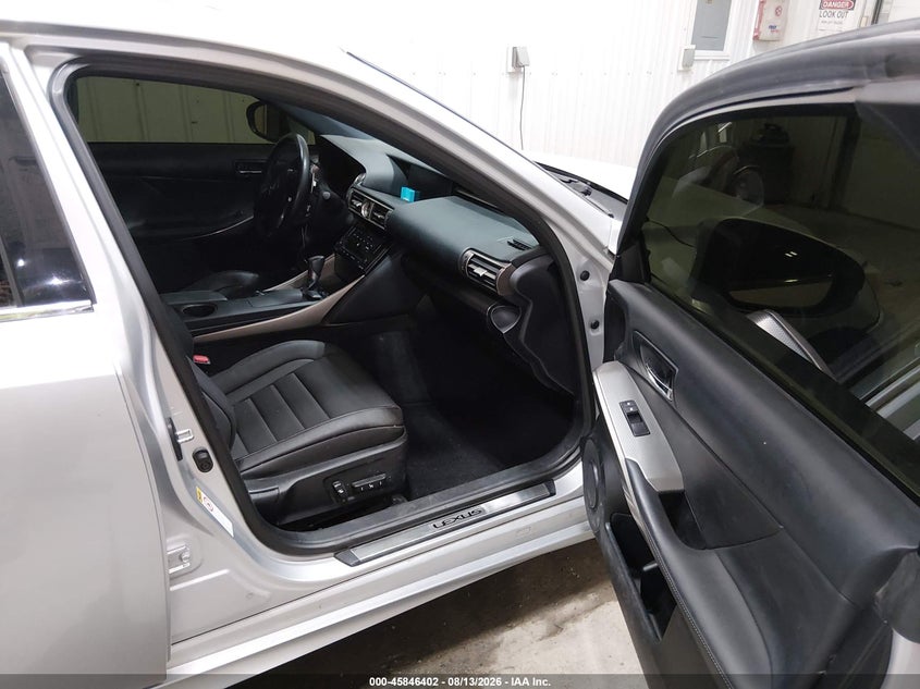 2014 LEXUS IS SEDAN 2.5L V-6 DI, DOHC, VVT, 204HP