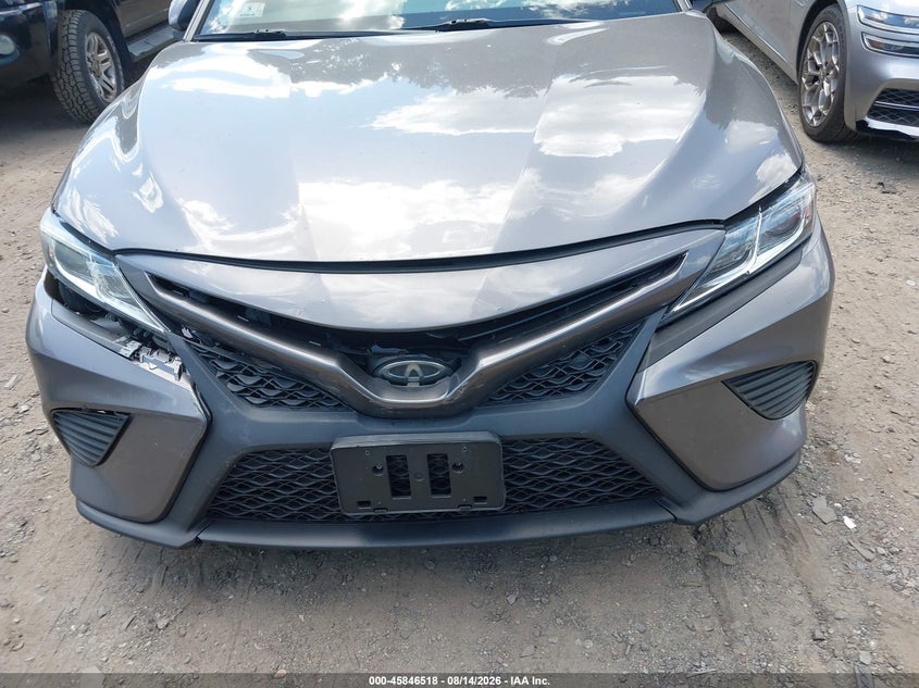 TOYOTA CAMRY - zdjęcie 12
