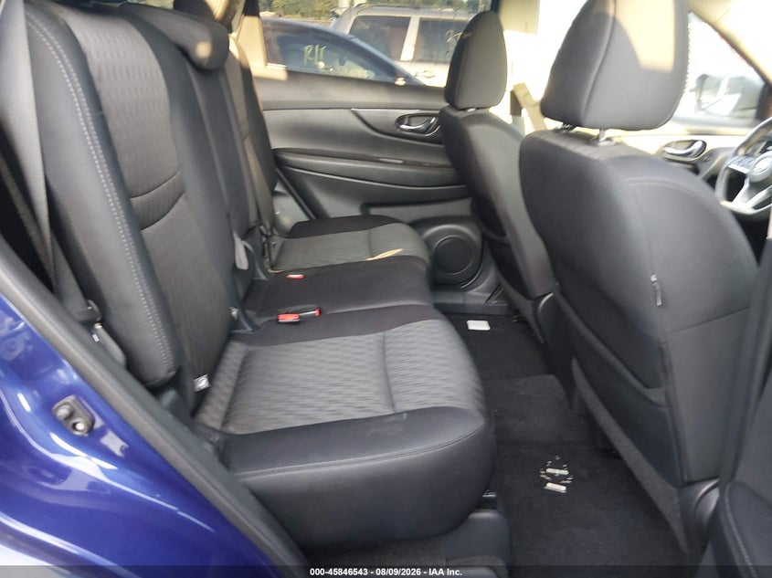 2017 NISSAN ROGUE auction photo 8