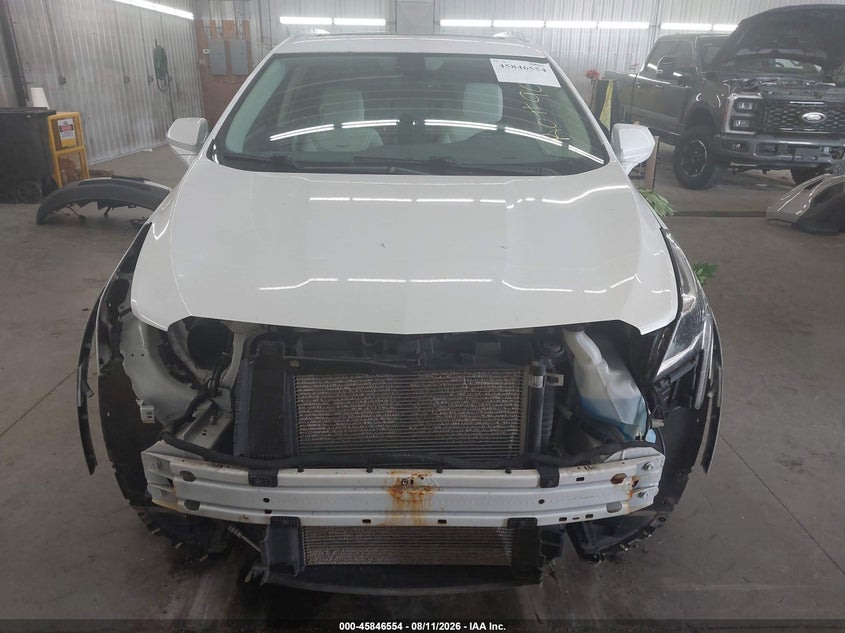 CADILLAC XT5 - zdjęcie 13