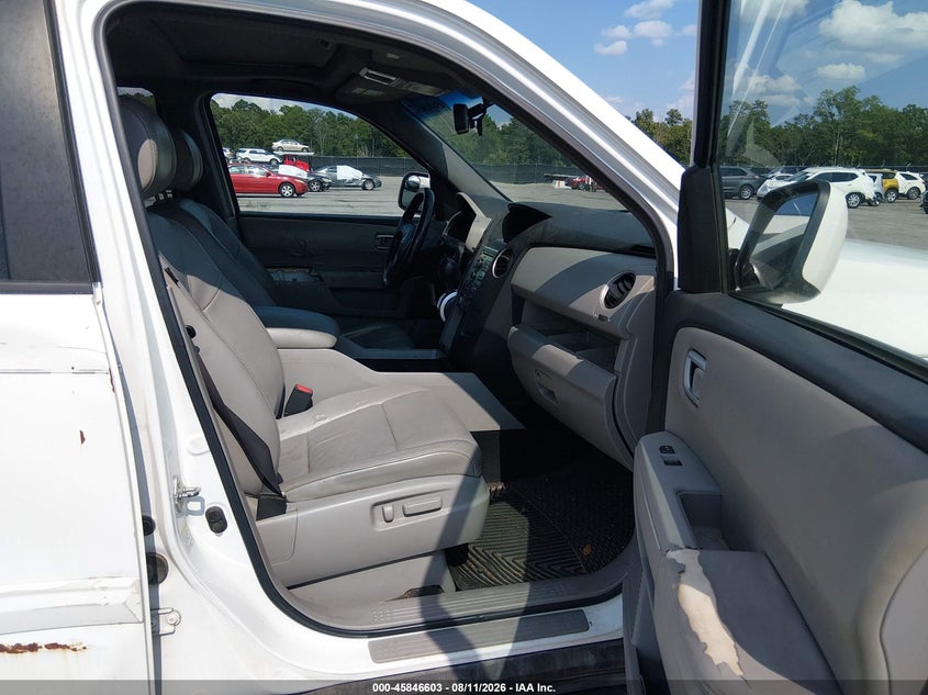 2010 HONDA PILOT auction photo 5
