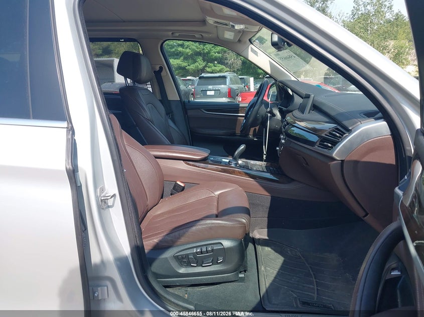 صورة 5 - BMW X5