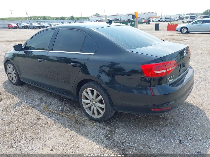 2015 VOLKSWAGEN JETTA auction photo 3