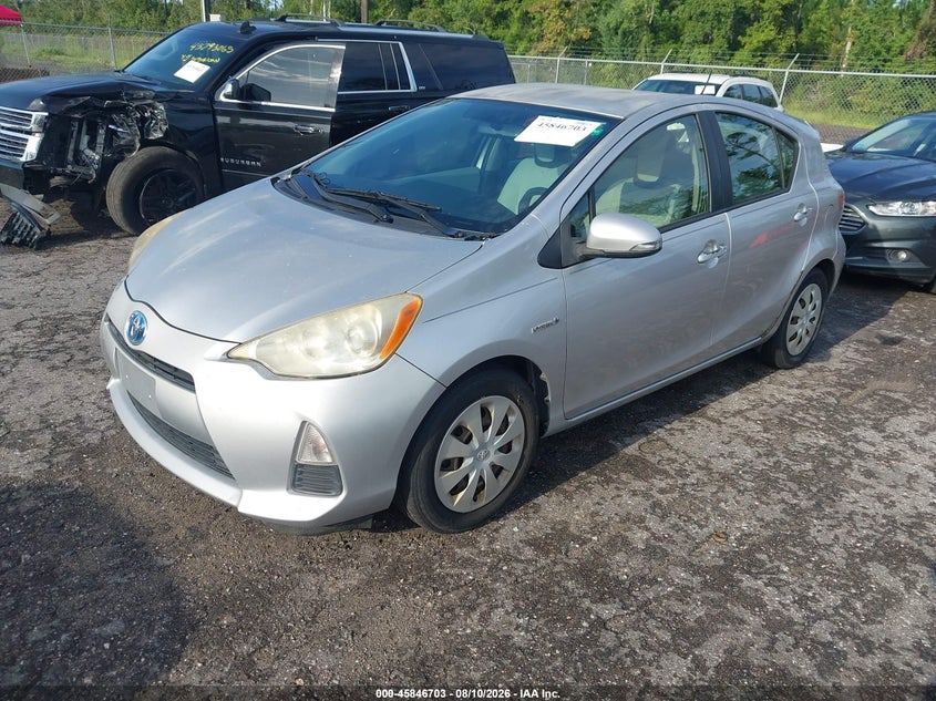 2012 TOYOTA PRIUS C auction photo 2