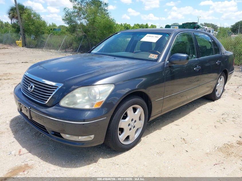 2004 LEXUS LS 430 auction photo 2