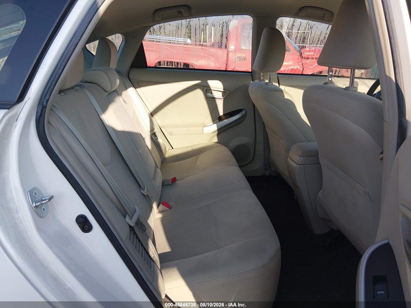 2014 TOYOTA PRIUS HATCHBACK 1.8L I-4 DOHC, VVT, 98HP