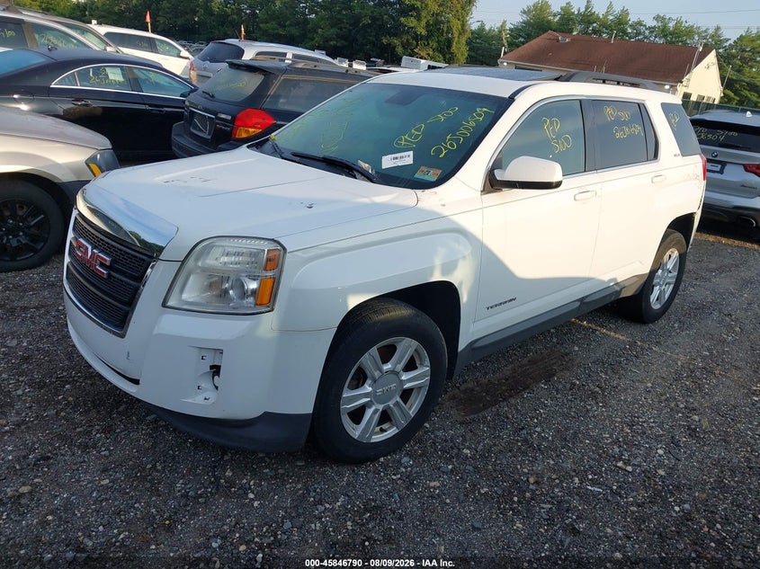 2015 GMC TERRAIN auction photo 2