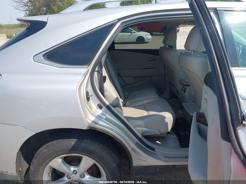 2010 LEXUS RX 350 auction photo 8