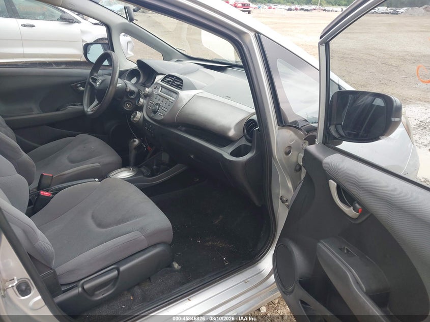 2011 HONDA FIT auction photo 5