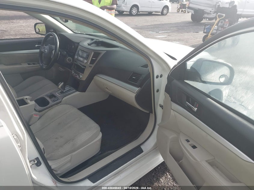 2012 SUBARU LEGACY auction photo 5