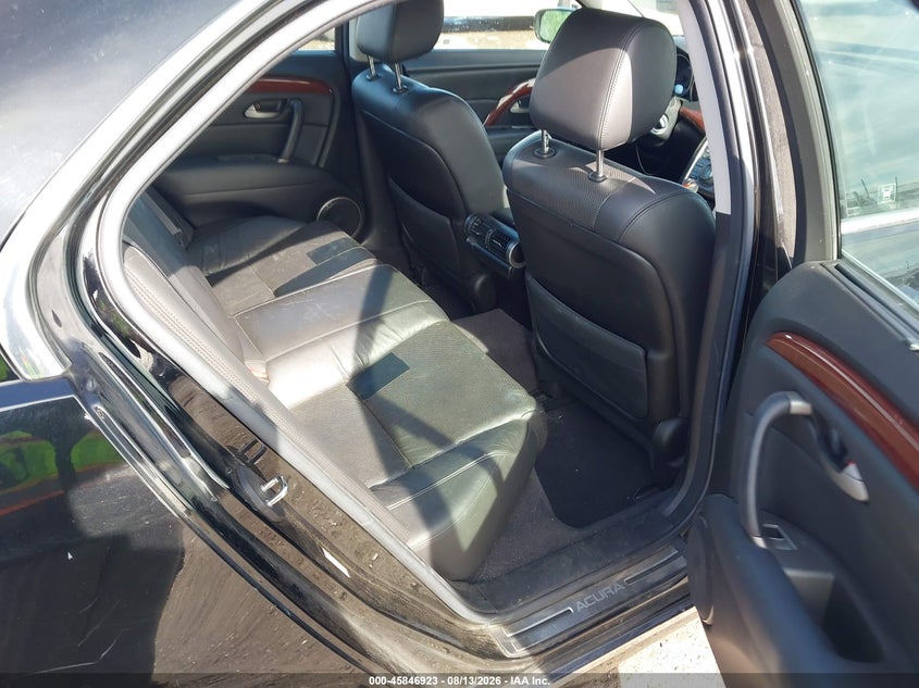 2010 ACURA RL auction photo 8