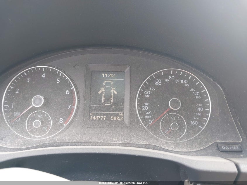 2013 VOLKSWAGEN EOS CABRIO 2.0L I-4 DI, DOHC, VVT, TURBO, 200HP