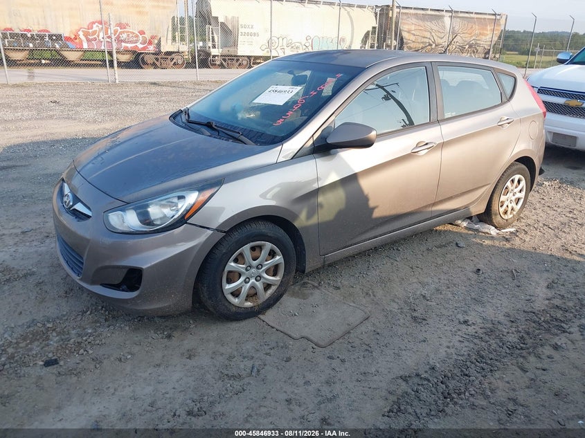 2014 HYUNDAI ACCENT auction photo 2