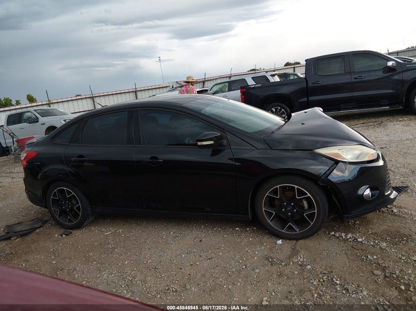 FORD FOCUS 2014 VIN 1FADP3F27EL227477