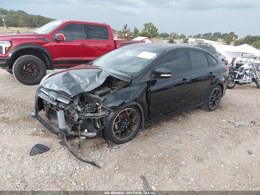 Vin: 1fadp3f27el227477, lot: 46345878, ford focus se 20142