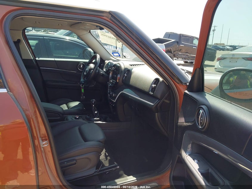 2019 MINI COUNTRYMAN auction photo 5