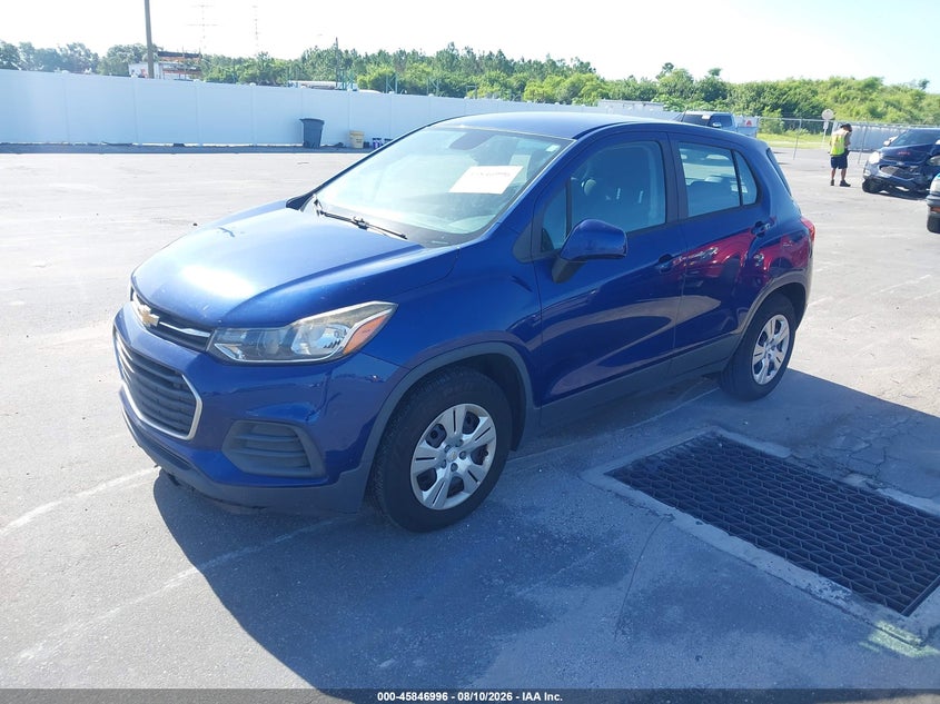 2017 CHEVROLET TRAX auction photo 2