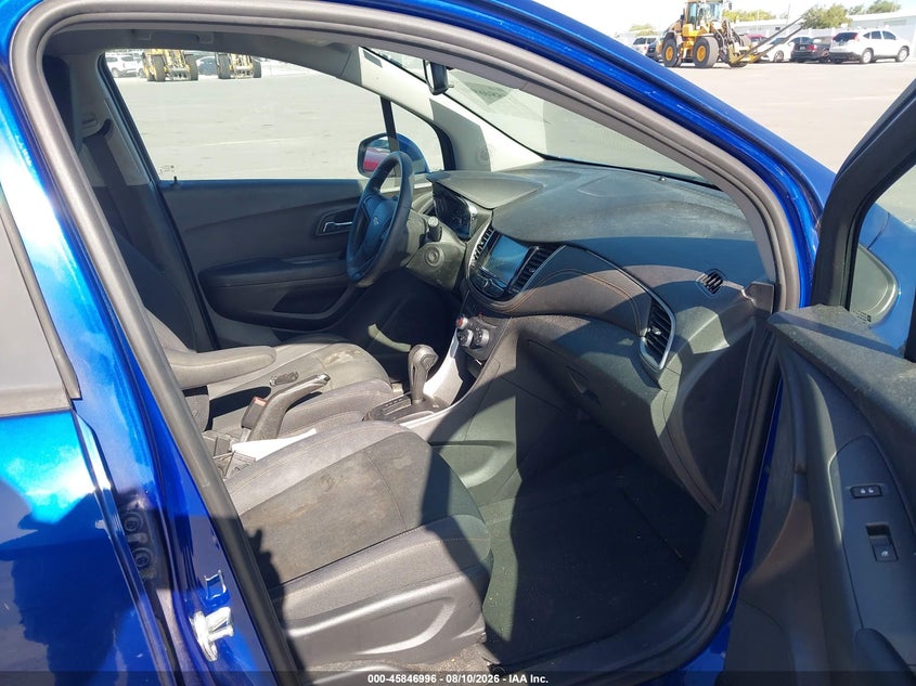 2017 CHEVROLET TRAX auction photo 5